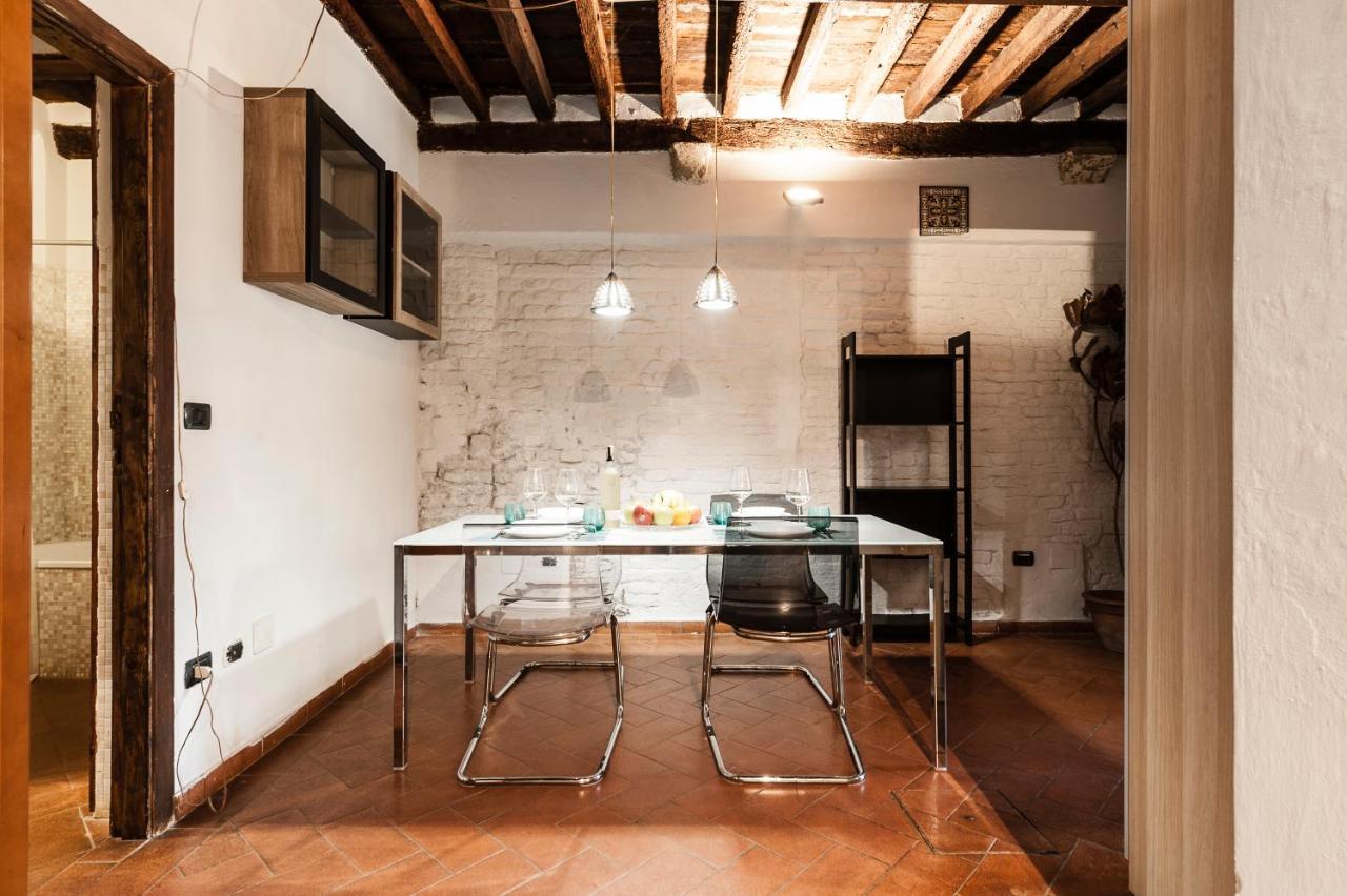Апартаменты Hostly - Garden House Near The Tower - Historical House With Private Garden Пиза Экстерьер фото